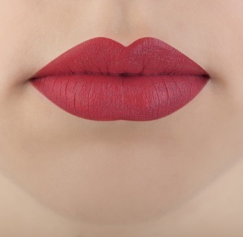 LIPSTICK ARABIAN NIGHT/ROJO OSCURO 4GR - Imagen 2